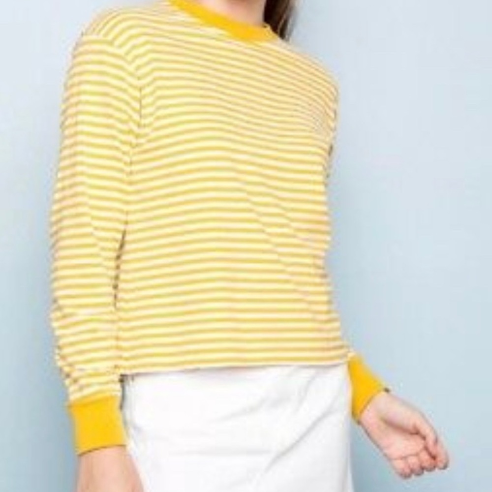 Brandy Melville Gretchen yellow stripe sweater - Picture 5 of 5